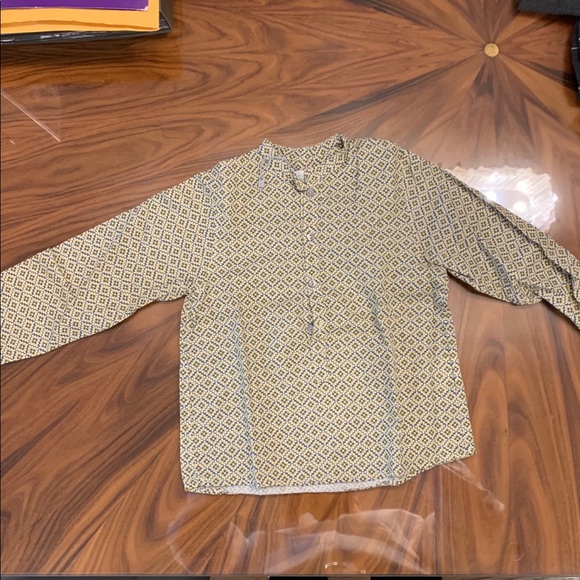 Boys shirt - Picture 1 of 1